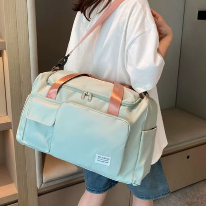 Carry on Travel Bag Large Capacity Gym Bag Weekender Overnight Duffle Bags with Shoe Compartment Sports Fitness Bags for Women